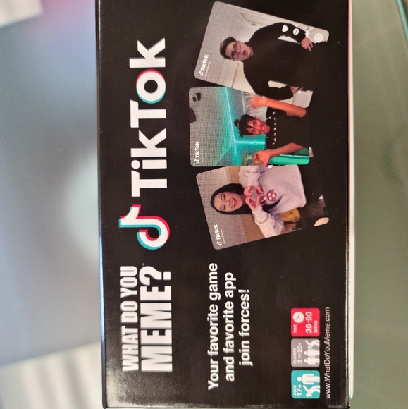 What Do You Meme? - Picture 2 of 3